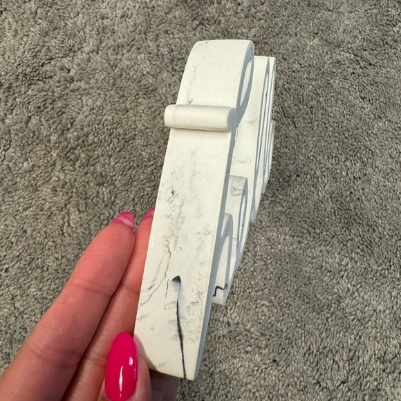 Home decor piece - Picture 4 of 6